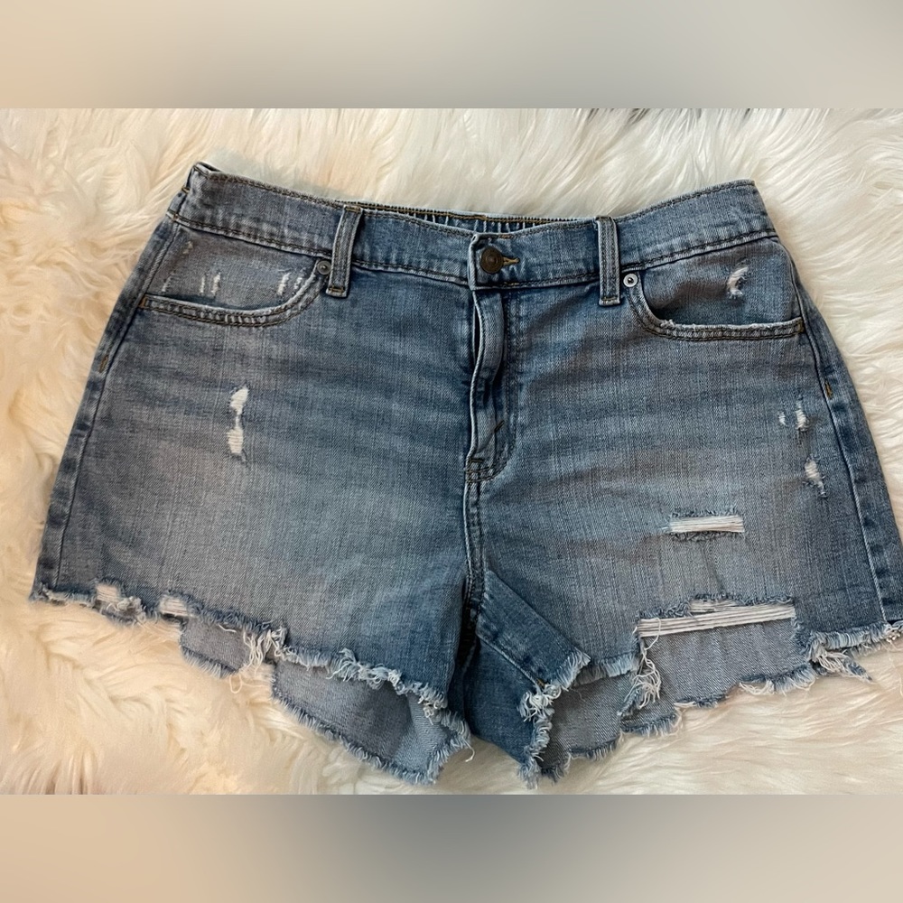 Aerie Daydream Denim shorts, size medium